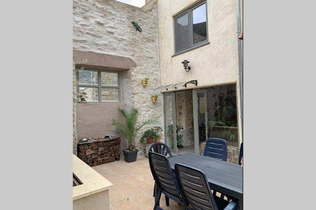 Villa Havre de paix au pied de la montagne à Les Ilhes Extérieur photo